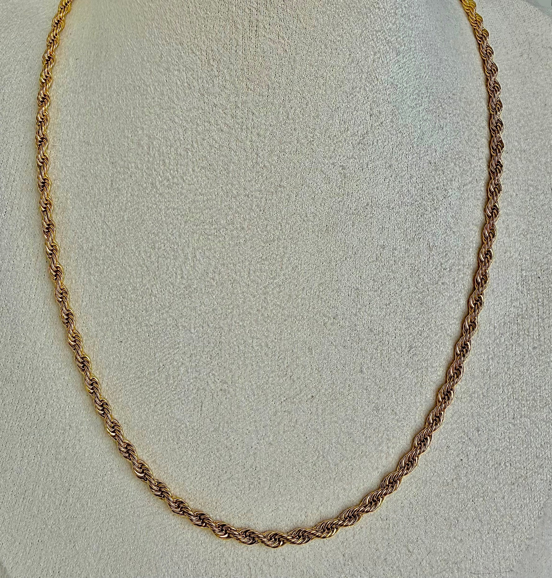 Collier Essence