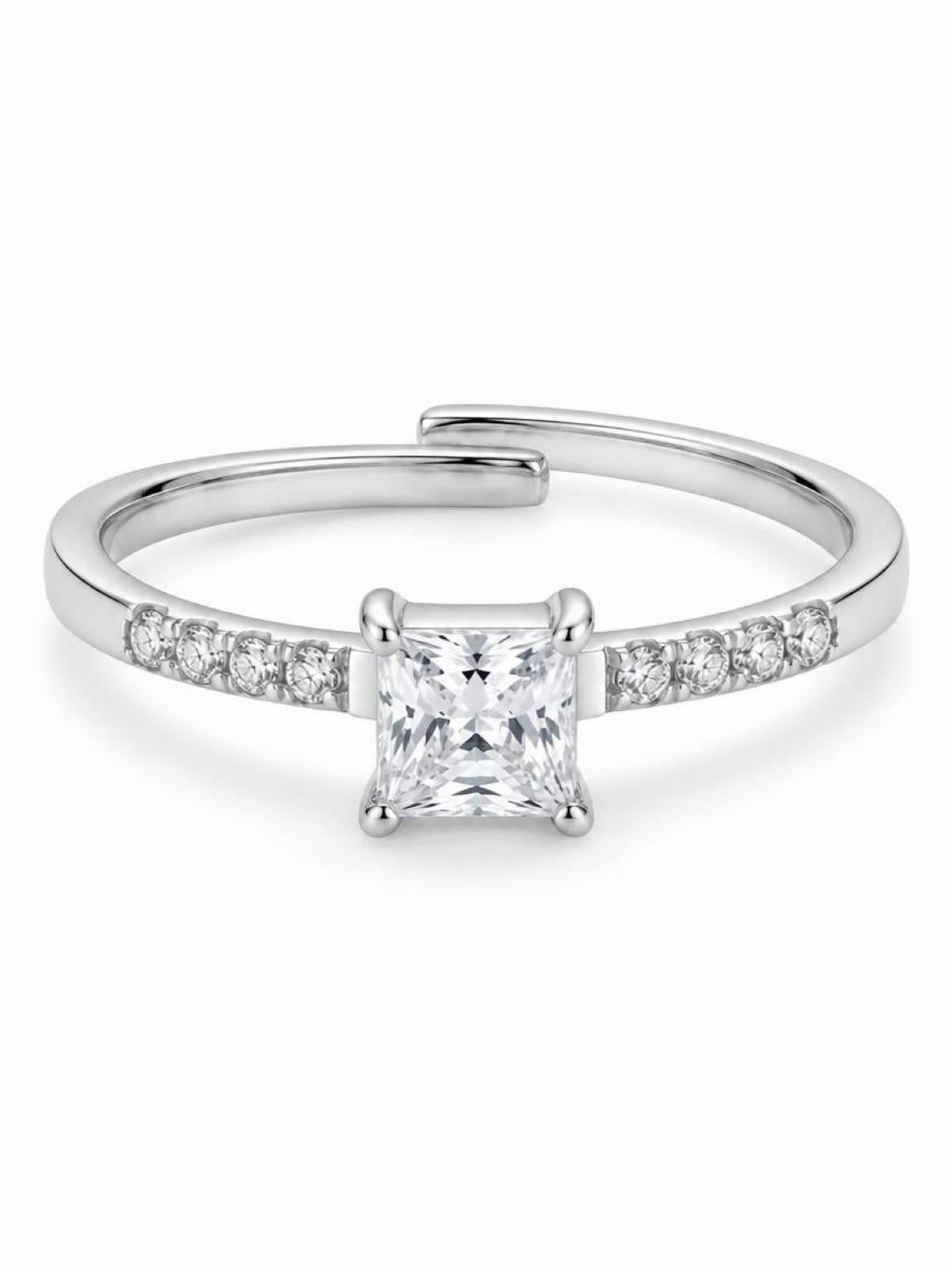Bague solitaire argentée