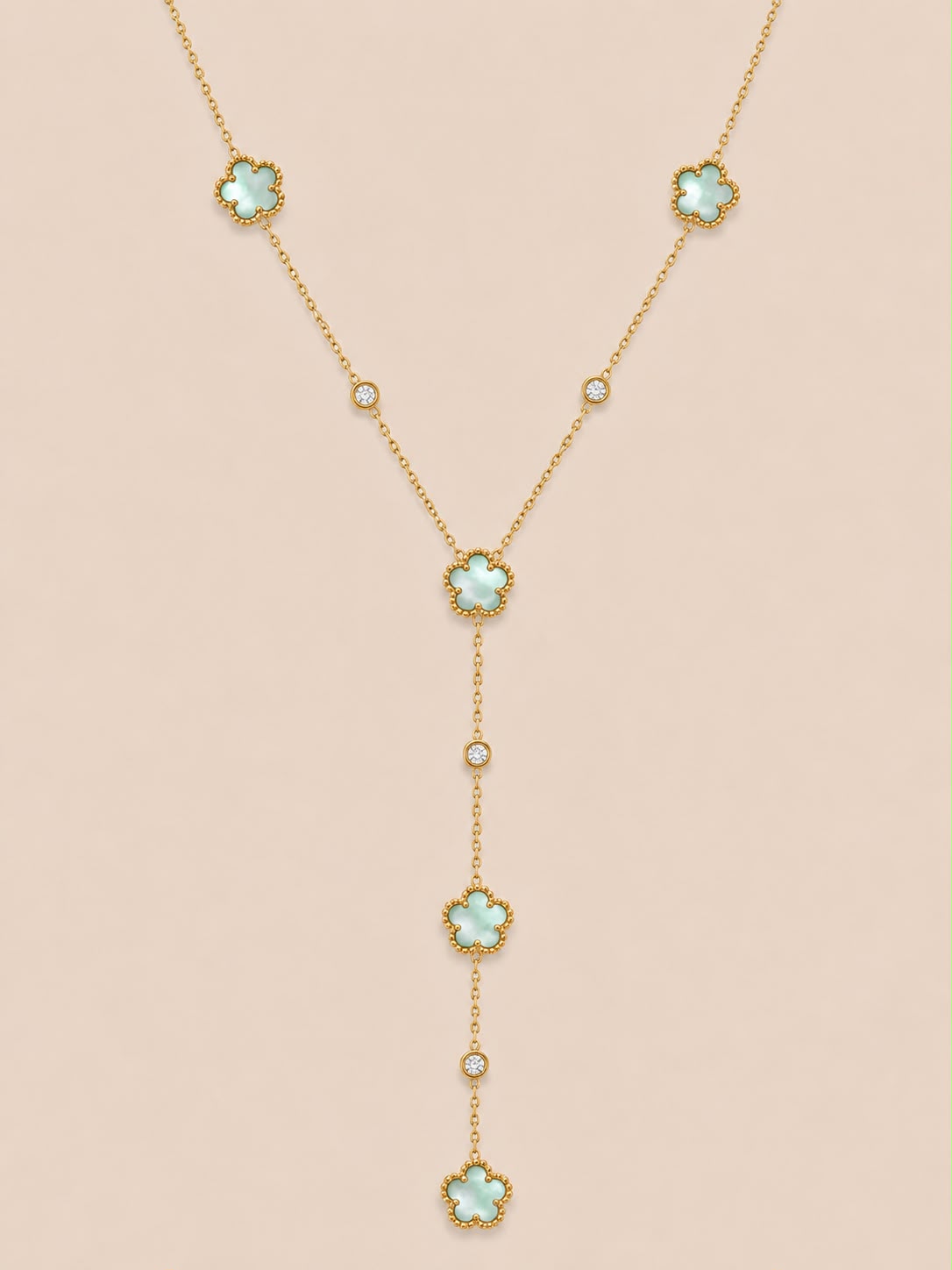 Collier V Petalia
